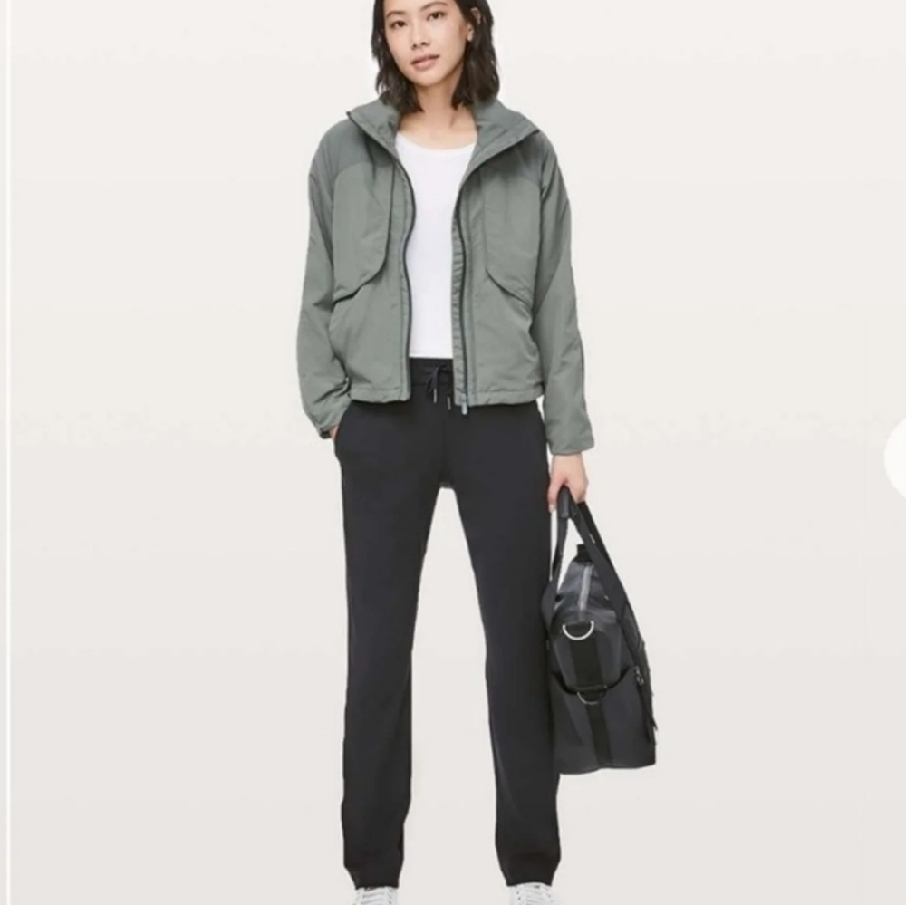 Lululemon On The Fly Woven Pants